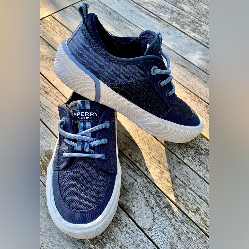 Sperry Topsider Child size 9M